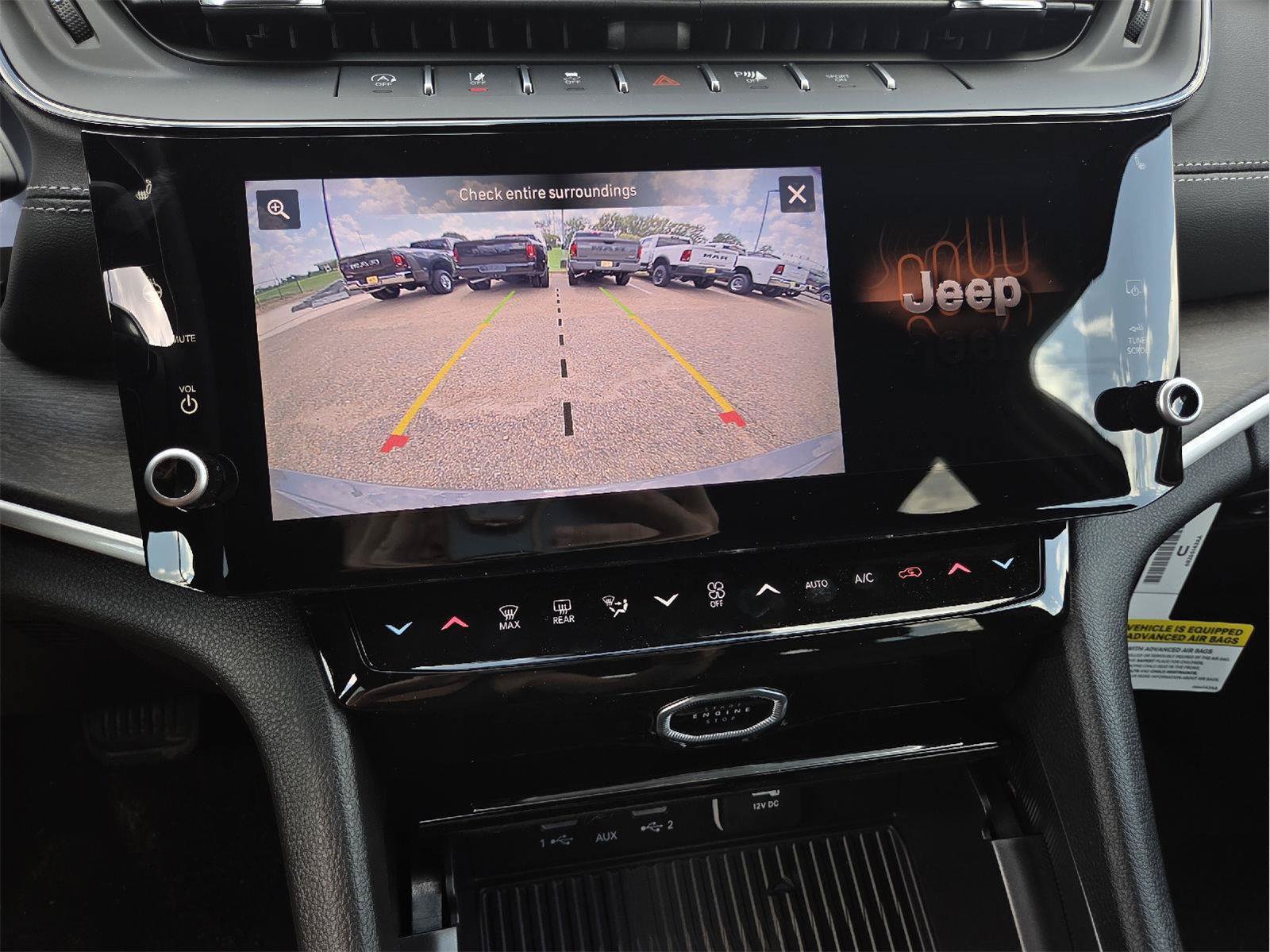 New 2027 Jeep Grand Cherokee Limited w/ Limited Altitude Package RWD image 9