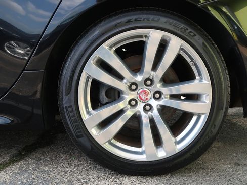 Used 2016 Jaguar XJ R-Sport image 62