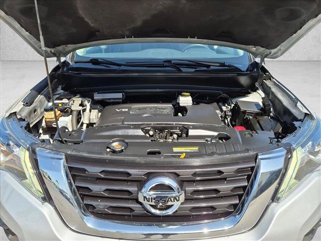 Used 2018 Nissan Pathfinder SV w/ SV Tech Package FWD image 23