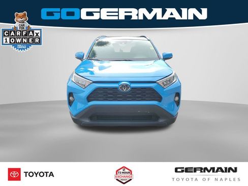 Used 2019 Toyota RAV4 XLE AWD/4WD image 3