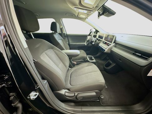 Used 2024 Hyundai Ioniq 5 SEL image 32