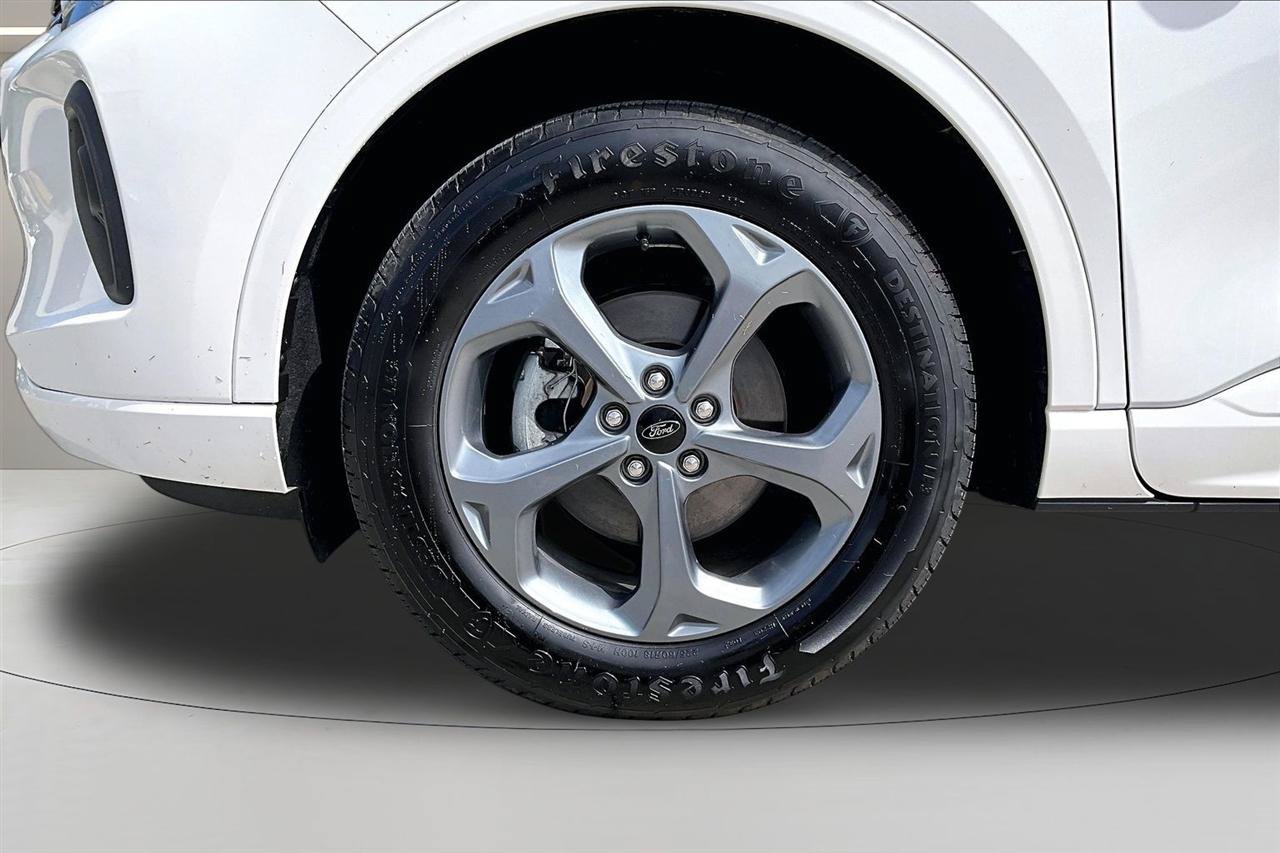 Used 2024 Ford Escape ST-Line Select AWD/4WD image 34