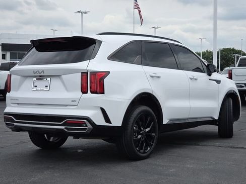 Used 2023 Kia Sorento SX AWD/4WD image 24