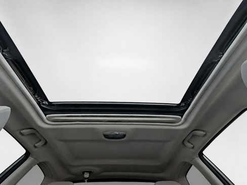 Used 2016 Subaru Forester 2.5i Premium w/ All-Weather Package AWD/4WD image 34