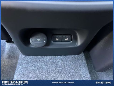 New 2026 Volvo XC40 B5 Ultra w/ Climate Package image 11