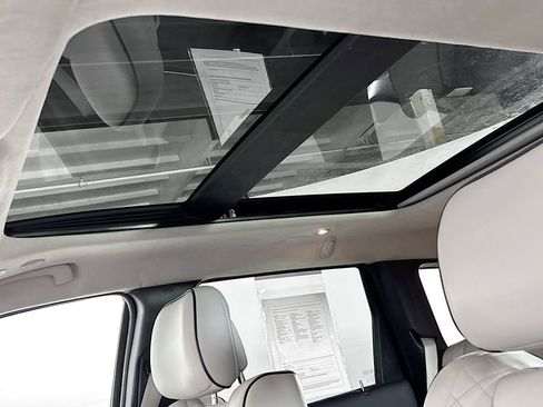 Used 2020 Jeep Grand Cherokee Summit AWD/4WD image 19