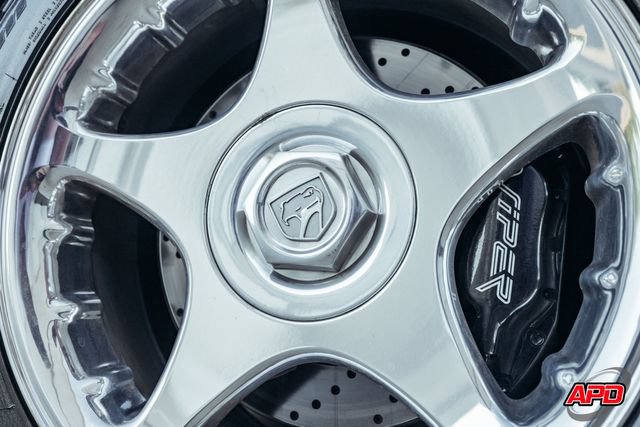 Used 1997 Dodge Viper GTS RWD image 3