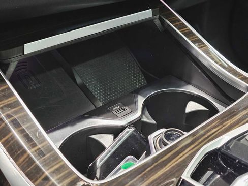 Used 2024 BMW X7 xDrive40i image 19