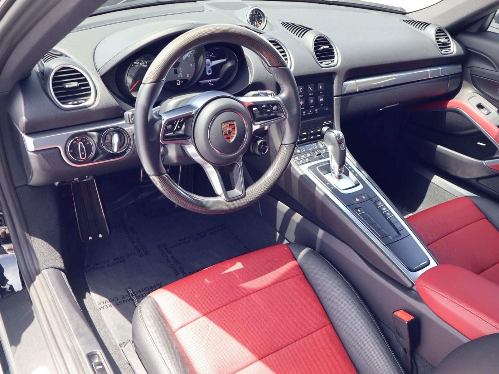 Certified 2025 Porsche 718 Cayman S RWD image 4