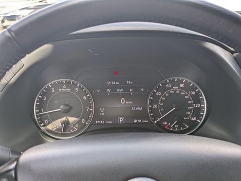 Used 2023 Nissan Armada SL w/ Captain's Chairs Package image 8