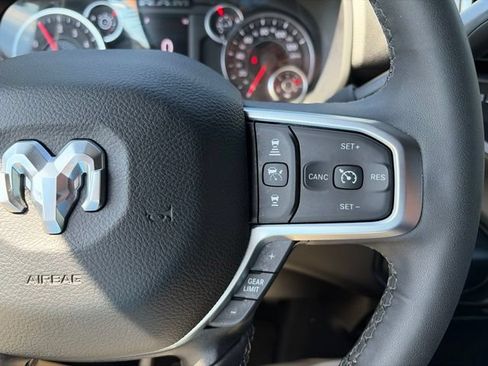 Used 2025 RAM 2500 Big Horn AWD/4WD image 16