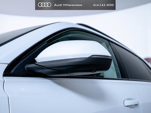 Used 2023 Audi Q8 Premium Plus AWD/4WD image 9