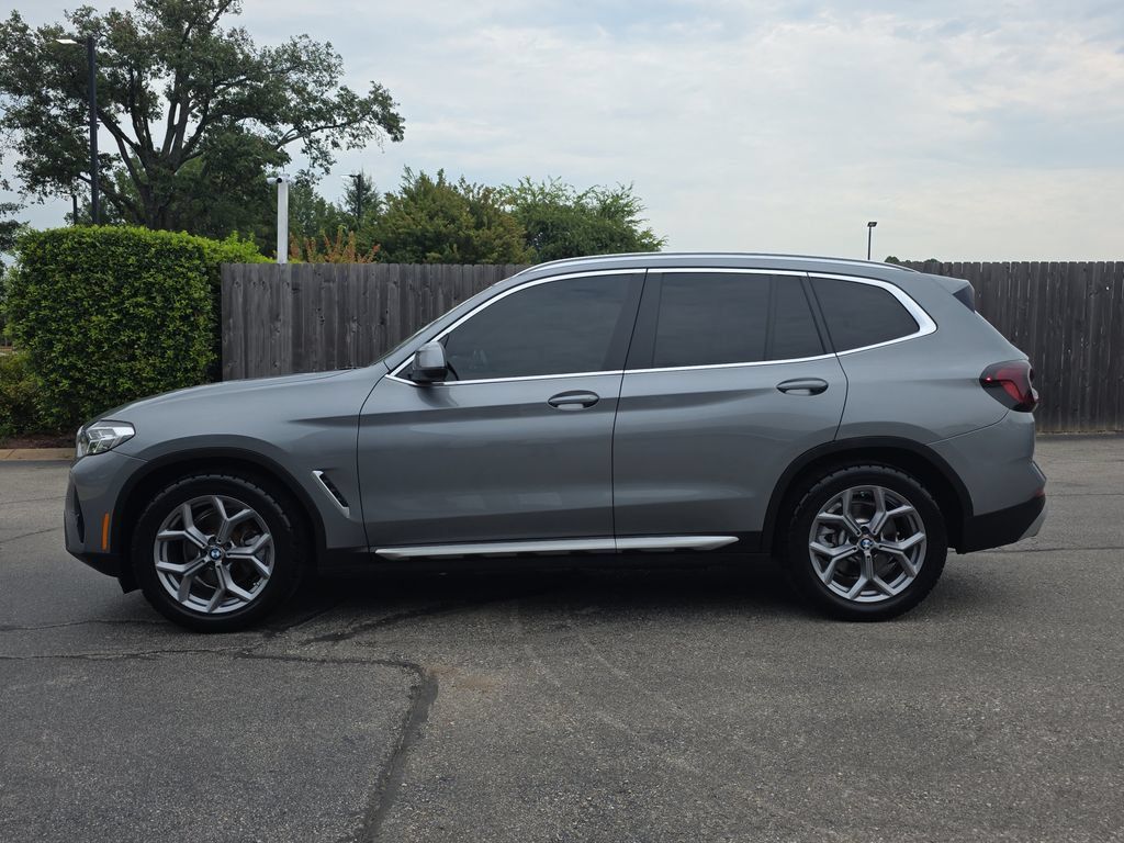 Used 2024 BMW X3 sDrive30i RWD image 2