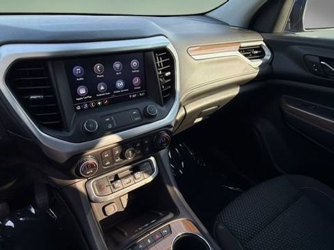 Used 2023 GMC Acadia SLE w/ Driver Convenience Package FWD image 24