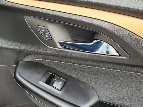 Used 2022 Chevrolet TrailBlazer ACTIV w/ Convenience Package image 12