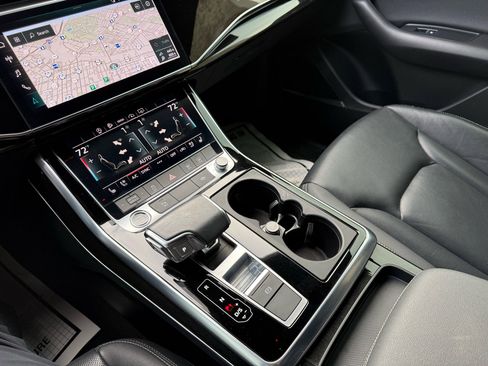 Used 2021 Audi Q8 Premium Plus w/ Premium Plus Package image 13