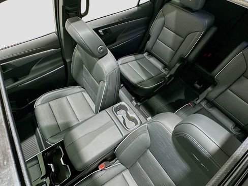 New 2026 Buick Enclave Sport Touring FWD image 25