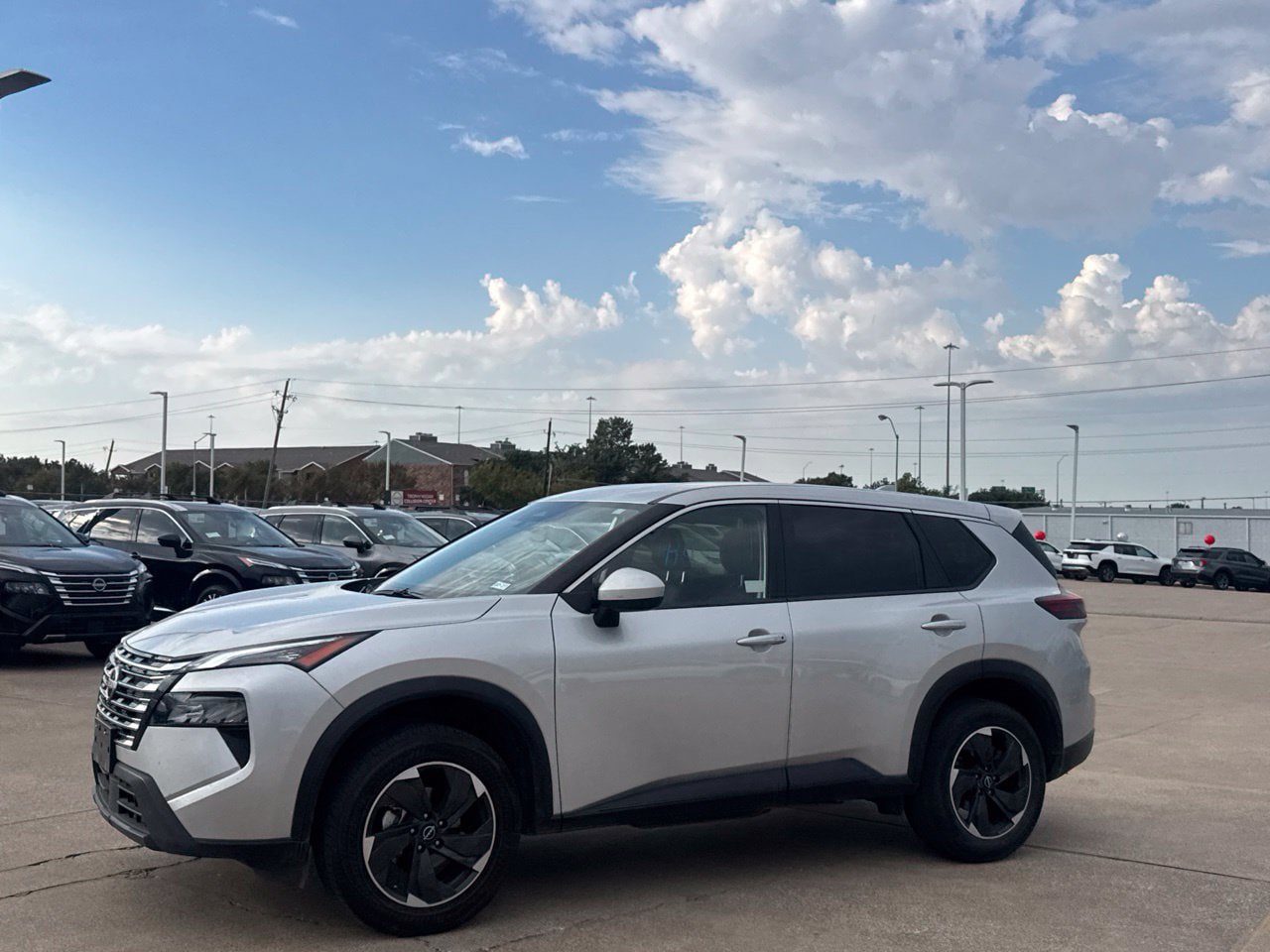 Certified 2025 Nissan Rogue SV FWD image 13