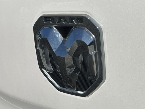 Used 2020 RAM 1500 Longhorn image 8