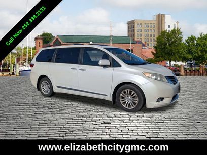 Used 2017 Toyota Sienna XLE