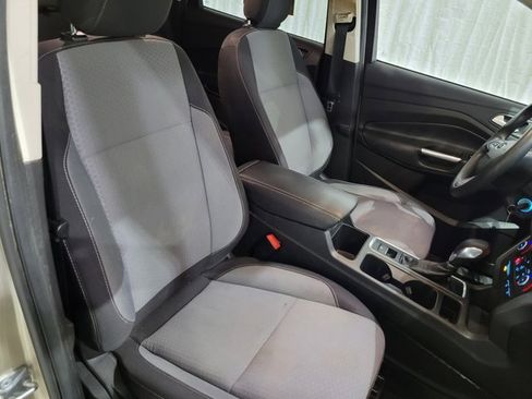 Used 2018 Ford Escape SE image 53