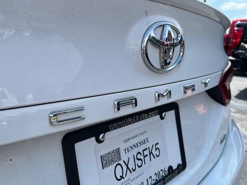 Used 2021 Toyota Camry SE FWD image 8