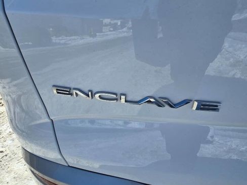 Used 2022 Buick Enclave Essence w/ Trailering Package, 5000 lbs. image 9