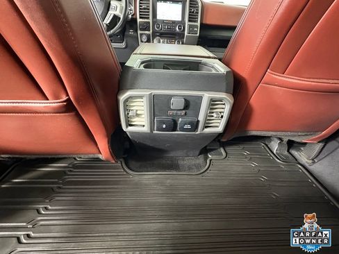 Used 2018 Ford F150 Platinum w/ Equipment Group 701A Luxury AWD/4WD image 28