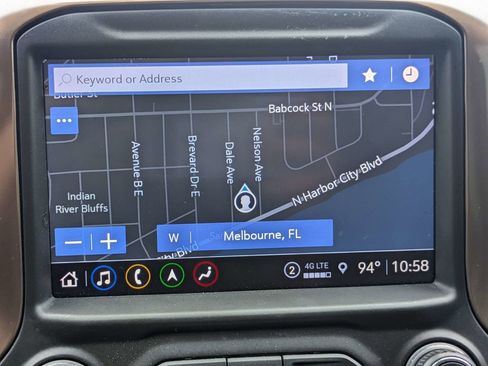 Used 2021 Chevrolet Silverado 1500 High Country image 23