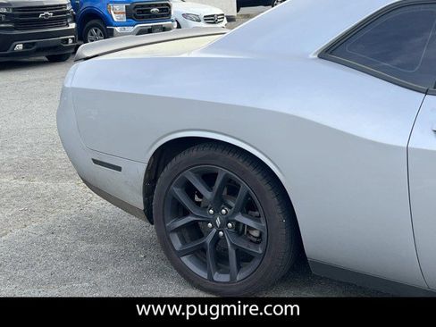 Used 2021 Dodge Challenger R/T w/ Plus Package image 9