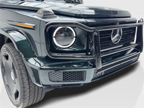 Used 2022 Mercedes-Benz G 550 image 3