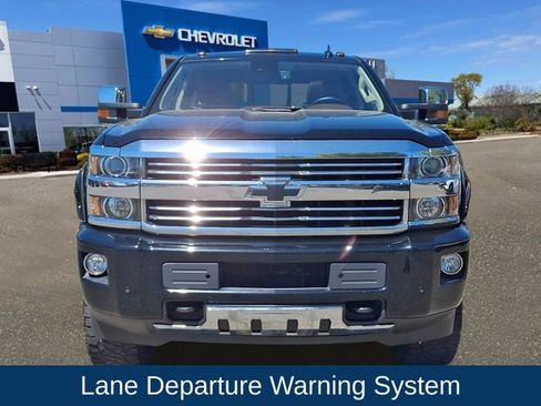 Used 2016 Chevrolet Silverado 2500 High Country w/ High Country Premium Package AWD/4WD image 23