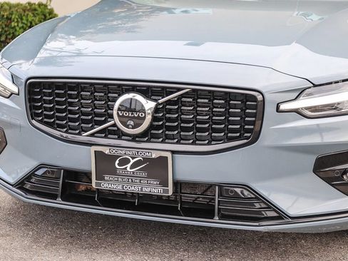 Used 2024 Volvo S60 B5 Plus AWD/4WD image 5