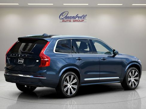 Certified 2024 Volvo XC90 T8 Core w/ Climate Package AWD/4WD image 4
