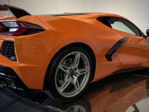 Used 2024 Chevrolet Corvette Stingray Premium Cpe w/ Z51 Performance Package RWD image 24