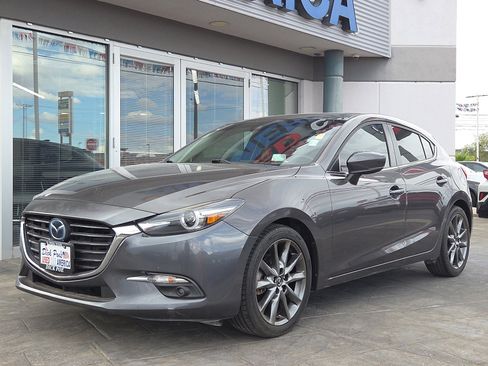 Used 2018 MAZDA MAZDA3 Grand Touring w/ Premium Equipment Package image 2