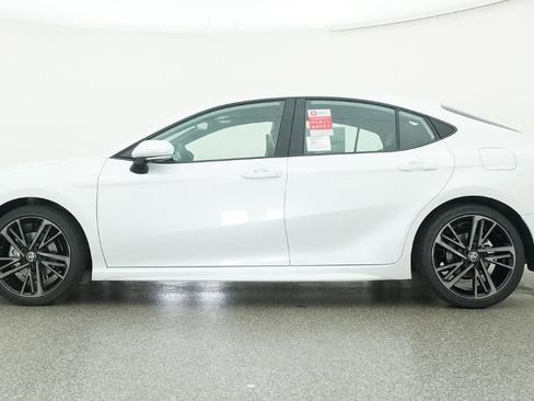 New 2026 Toyota Camry XSE FWD image 19