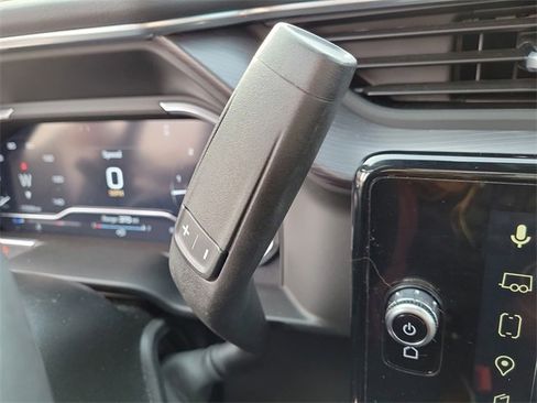 Used 2024 GMC Sierra 2500 Denali Ultimate image 34