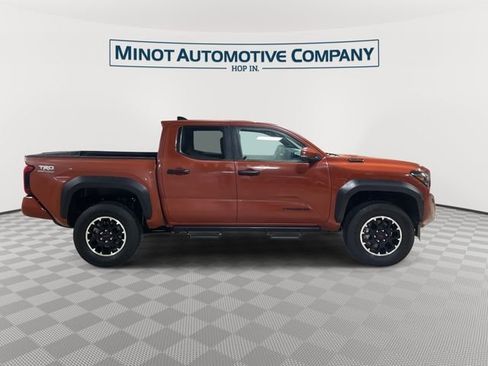 Used 2025 Toyota Tacoma TRD Off-Road w/ TRD Off Road Upgrade Package image 9