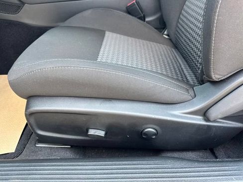 Used 2022 Dodge Challenger R/T Scat Pack RWD image 11