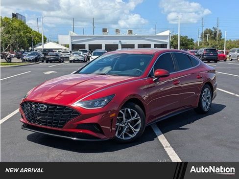 Used 2023 Hyundai Sonata SEL image 1