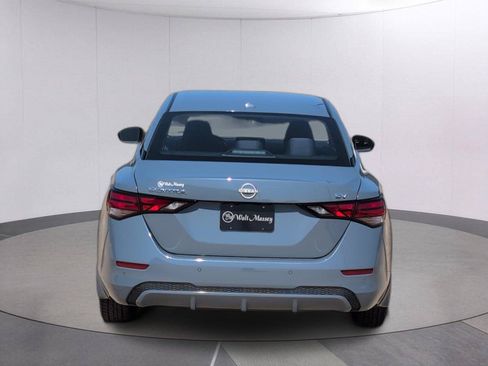 Used 2024 Nissan Sentra SV FWD image 4