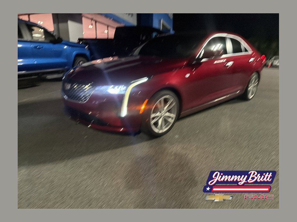 Used 2023 Cadillac CT4 Luxury RWD image 1