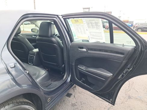 Used 2016 Chrysler 300 C image 12
