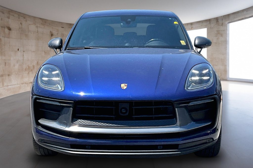 Used 2023 Porsche Macan Turbo AWD/4WD image 4