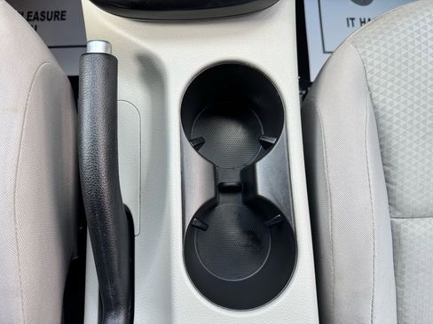 Used 2024 Kia Soul LX image 24