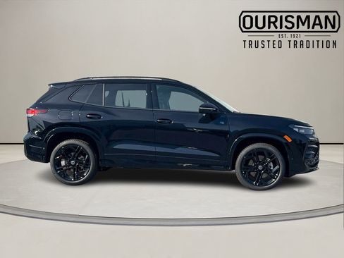 New 2026 Volkswagen Tiguan SE R-Line image 3