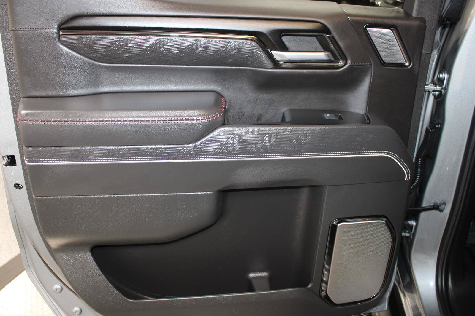 Used 2024 GMC Sierra 1500 AT4X w/ AT4X AEV Edition AWD/4WD image 24