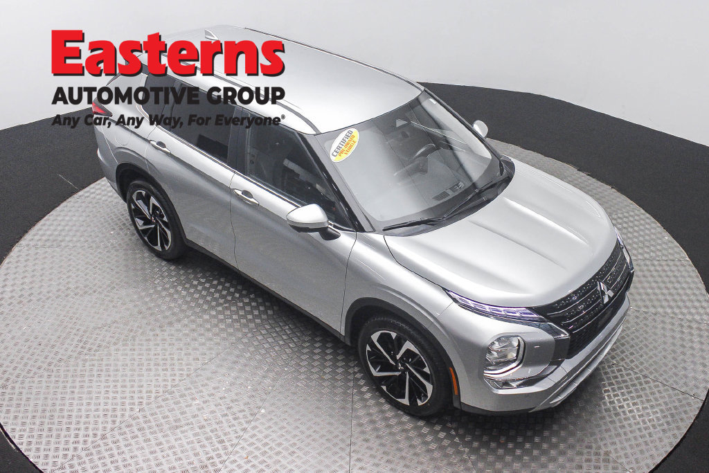 Used 2024 Mitsubishi Outlander SE AWD/4WD image 4