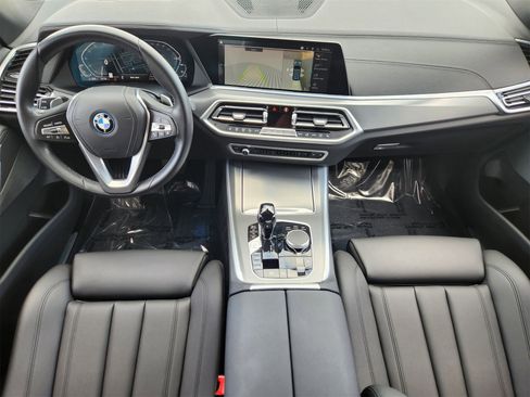 Used 2022 BMW X5 xDrive45e w/ Premium Package image 2